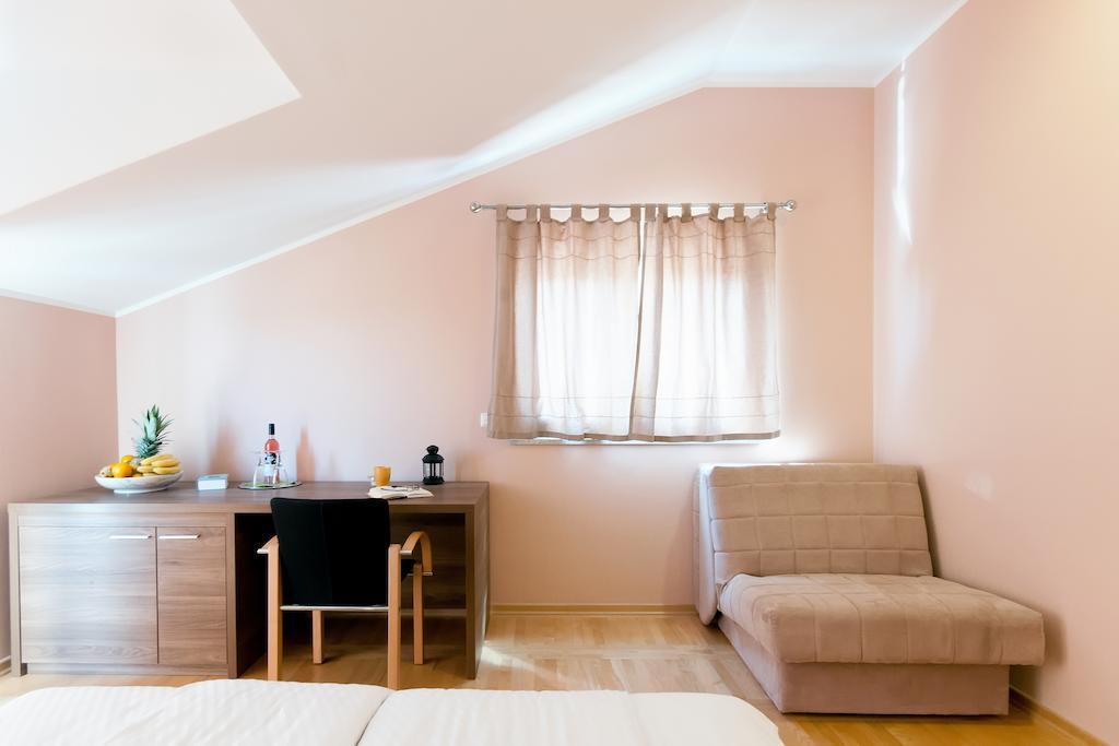 Apartments Mirjana Zadar Habitación foto